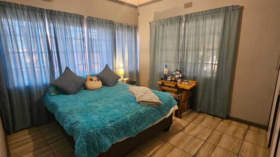 4 Bedroom Property for Sale in Kuruman Northern Cape